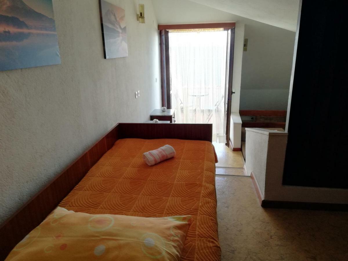 Vacation Home Mirjana Seget Vranjica Exterior photo